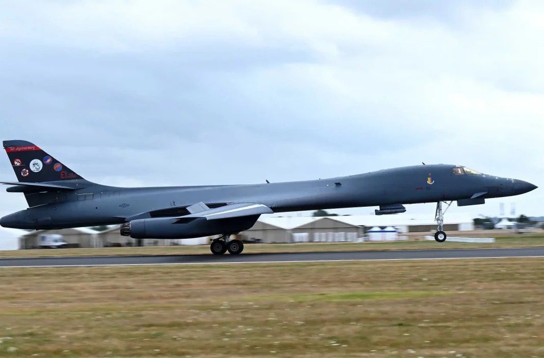 B-1B Lancer