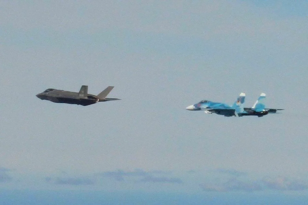 Italian F-35s Scramble in the Baltic to Intercept Russian Su-24 and Su-27