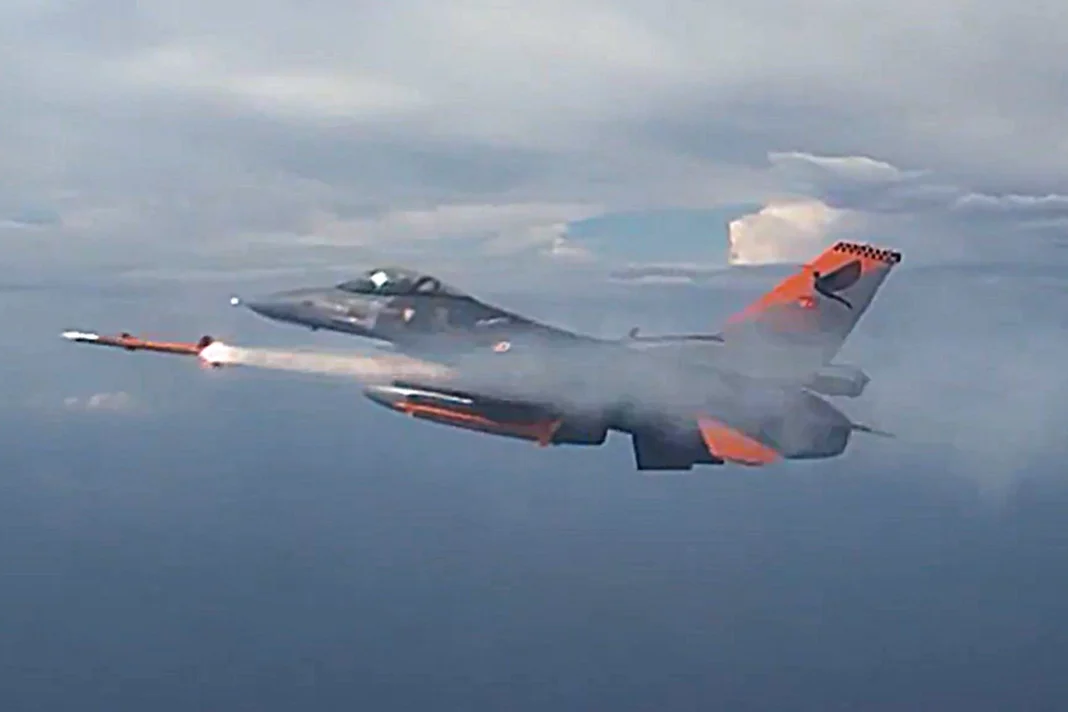 Turkey Fires Indigenous Bozdoğan and Gökdoğan Missiles From F-16 in Successful Tests